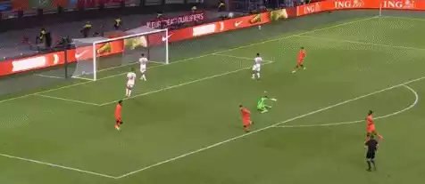 世预赛-德佩帽子戏法 克拉森马伦进球 荷兰6-1胜