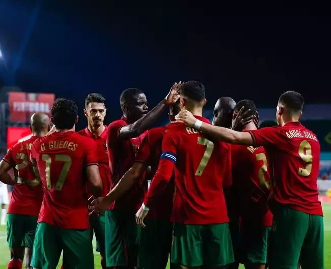 C罗：为葡萄牙进球很自豪  继续为世界杯梦想而战