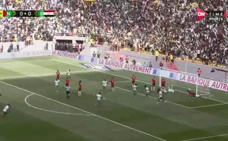 世预赛-萨拉赫踢飞点球马内致胜   塞内加尔进世界杯