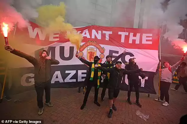 曼联球迷计划再次抗议活动 又赶在踢利物浦之前